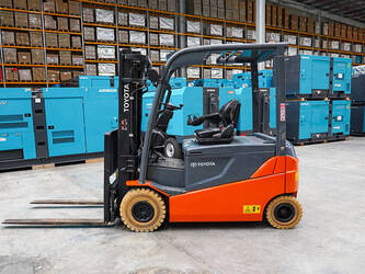 2018-toyota-8fbm25t-46856676