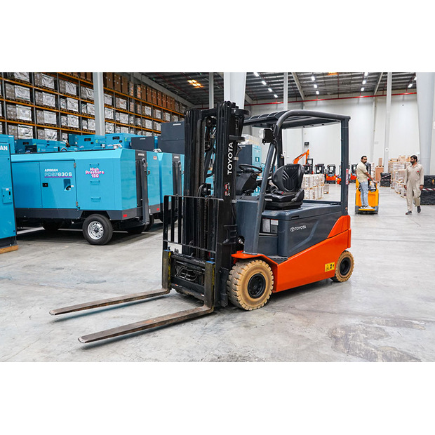 2018 Toyota 8FBM25T-46856677