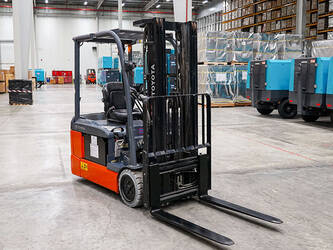 2021-toyota-8fbe20u-46856711