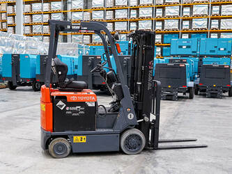 2014-toyota-7fbcu18-46856714