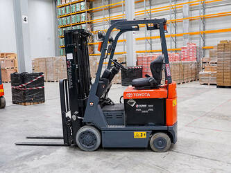 2014-toyota-7fbcu18-46856717