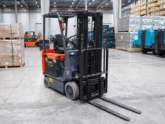 2014-toyota-7fbcu18-46856719