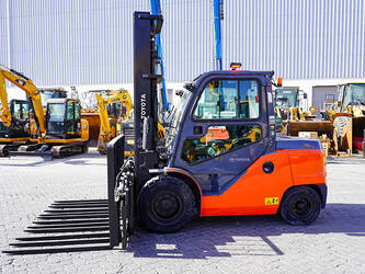 2018-toyota-8fd50u-46856773