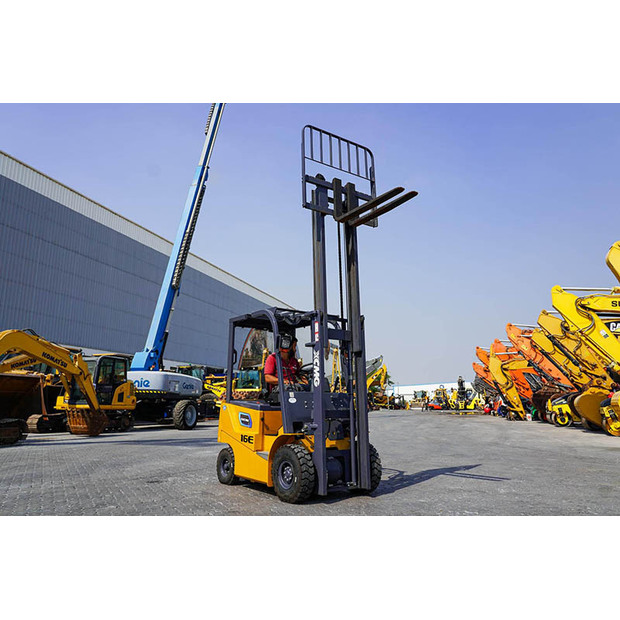 2023 XCMG XCB16EL-46856901