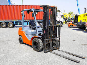 2018-toyota-8fdu25-1447954-46856942