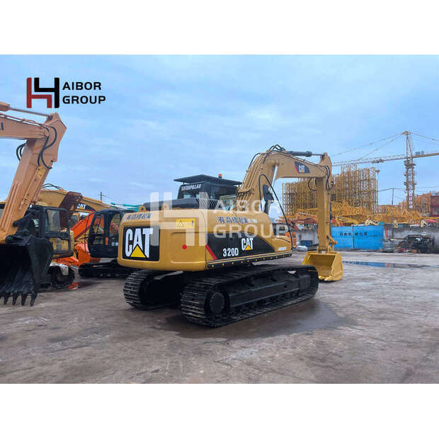 2015 Caterpillar 320D-46856963