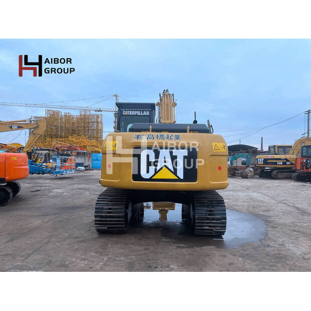 2015 Caterpillar 320D-46856964