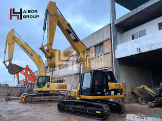 2016-caterpillar-320d-1447958-46856967