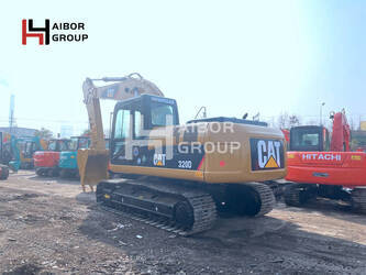 2016-caterpillar-320d-1447958-46856972