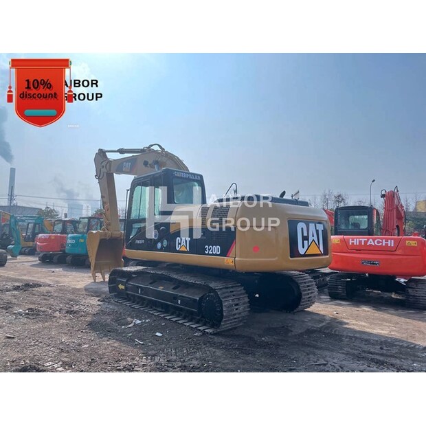 2016 Caterpillar 320D-46856973