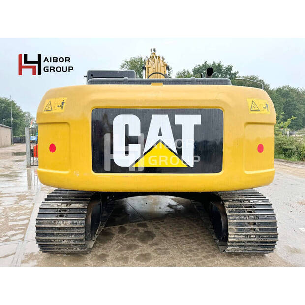 2022 Caterpillar 320D-46857185