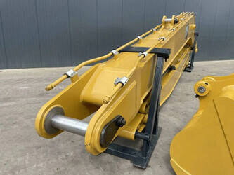 2026-caterpillar-323gx-1447978-46857683