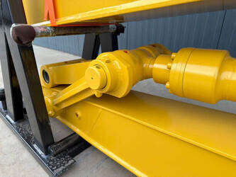 2026-komatsu-pc200-1448009-46857896