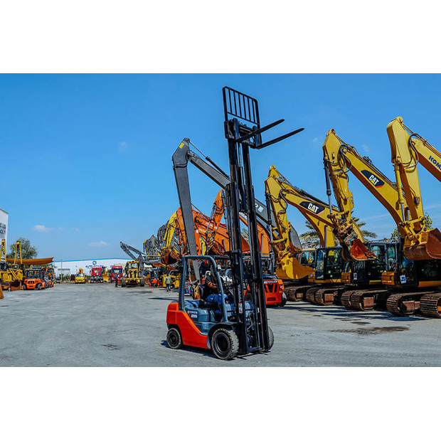 2017 تويوتا 8FDU25-46857932