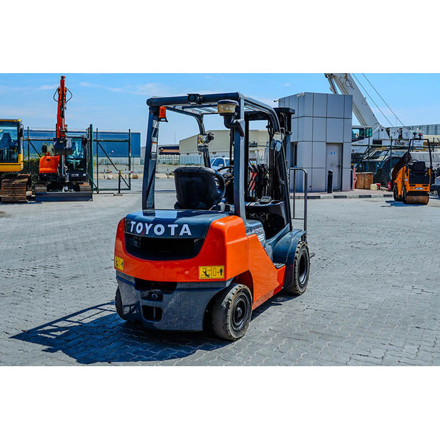 2017 تويوتا 8FDU25-46857934