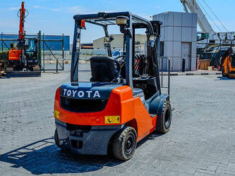 2017-toyota-8fdu25-46857934