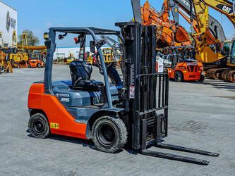 2017-toyota-8fdu25-1448016-46857939