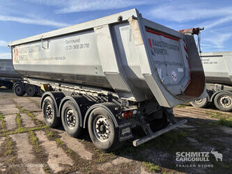 2021-carnehl-others-1448083-46859110