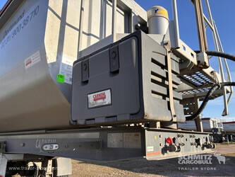 2021-carnehl-others-1448084-46859126