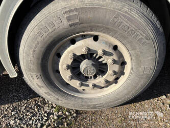 2021-carnehl-others-1448084-46859131