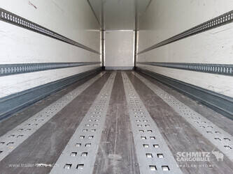 2022-van-eck-others-46859317