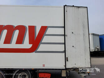 2022-van-eck-others-46859326