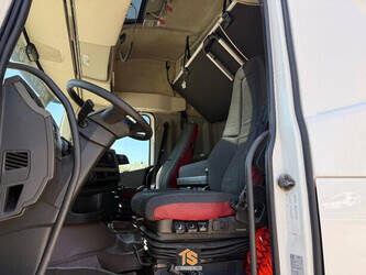 2014-volvo-fh-1448103-46859485