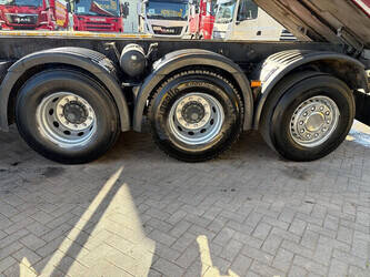 2017-scania-g410-1448107-46859601