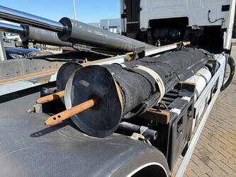 2018-volvo-fh-1448108-46859641