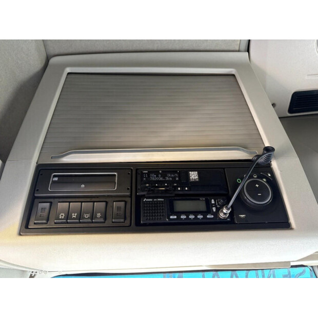 2018 فولفو FH-46859660