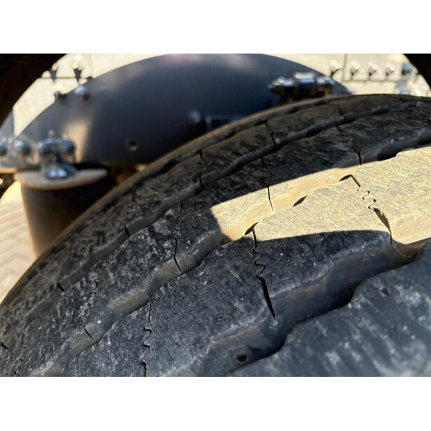 2018 فولفو FH-46859668