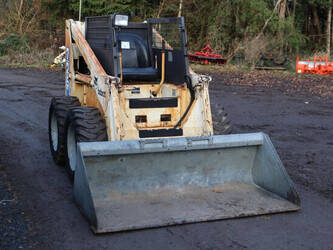 bobcat-725-1448114-46859864