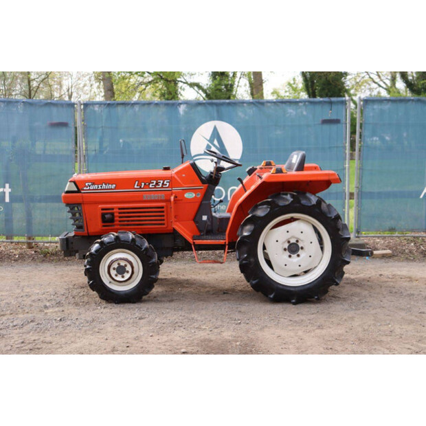 KUBOTA L1-235D-46860085