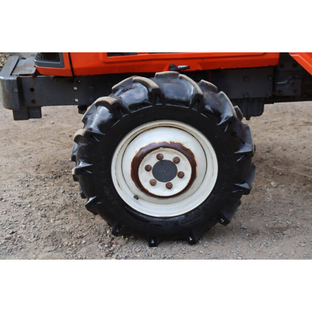 KUBOTA L1-235D-46860097
