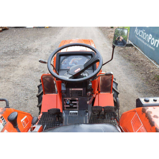 KUBOTA L1-235D-46860103