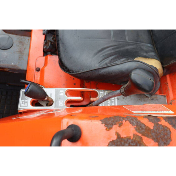 KUBOTA L1-235D-46860109