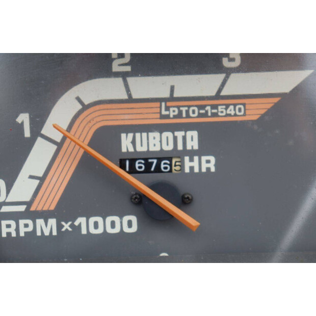 KUBOTA L1-235D-46860114