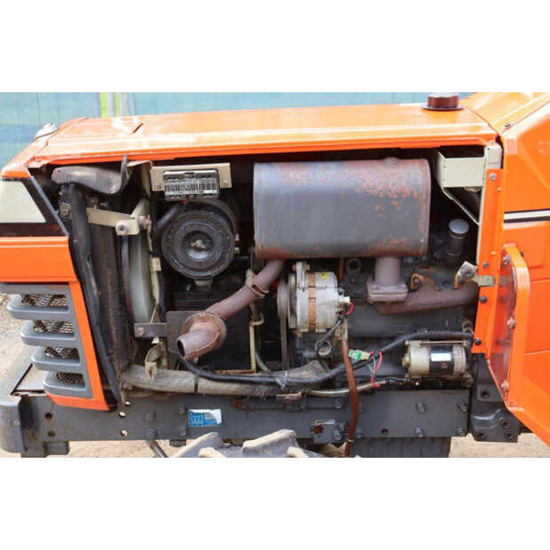KUBOTA L1-235D-46860115