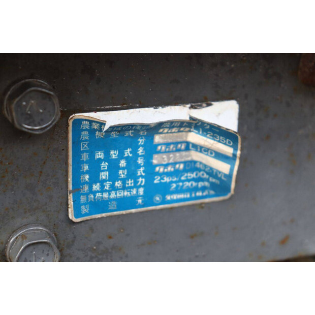 KUBOTA L1-235D-46860119