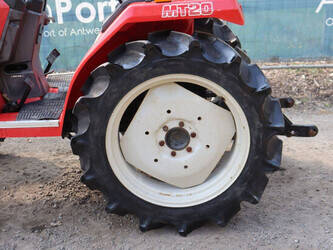 mitsubishi-mt20-1448126-46860317