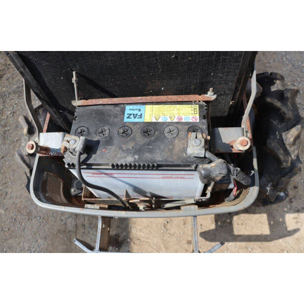 YANMAR KE-2D-46860708