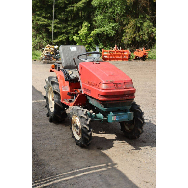 YANMAR KE-3D-46860824