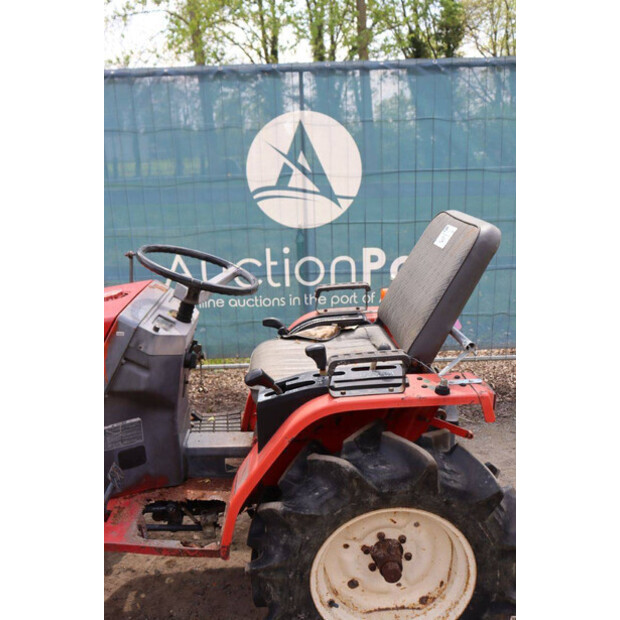 YANMAR KE-3D-46860837