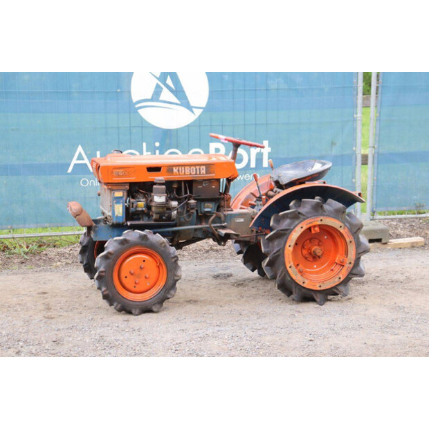 KUBOTA B6000-46860853