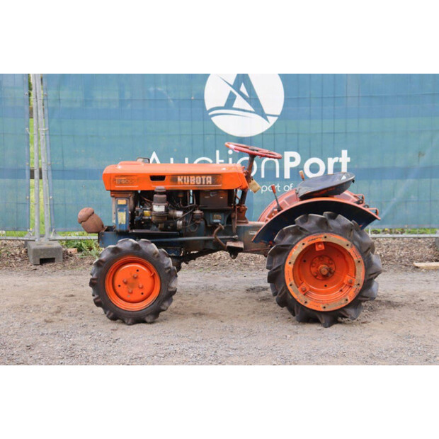 KUBOTA B6000-46860854