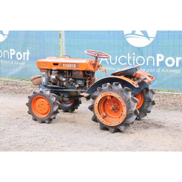 KUBOTA B6000-46860855