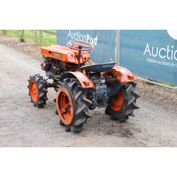 KUBOTA B6000-46860856