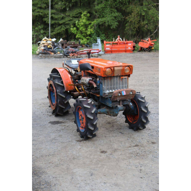 KUBOTA B6000-46860859