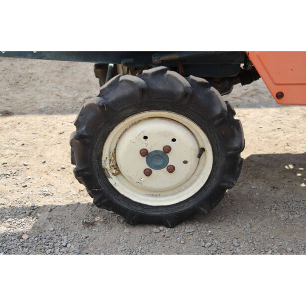 KUBOTA B1402DT-46860899