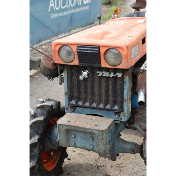 كوبوتا B7000-46860929